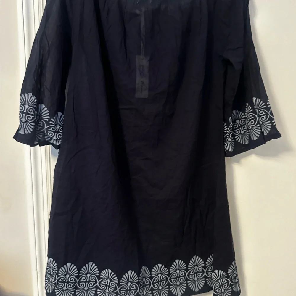 Lightweight Cotton Embroidered Swim Coverup - Picture 2 of 3